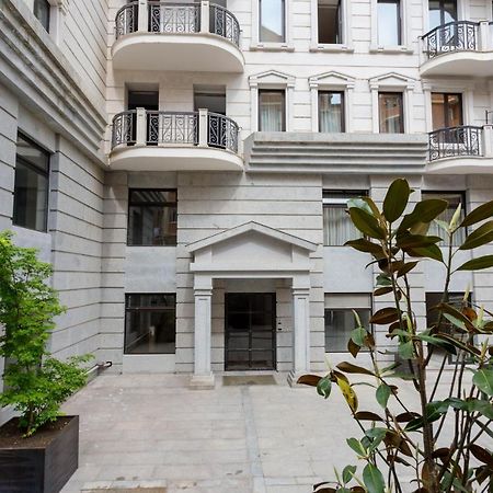 Downtown Two-Bedrom Apartment Тбилиси Екстериор снимка