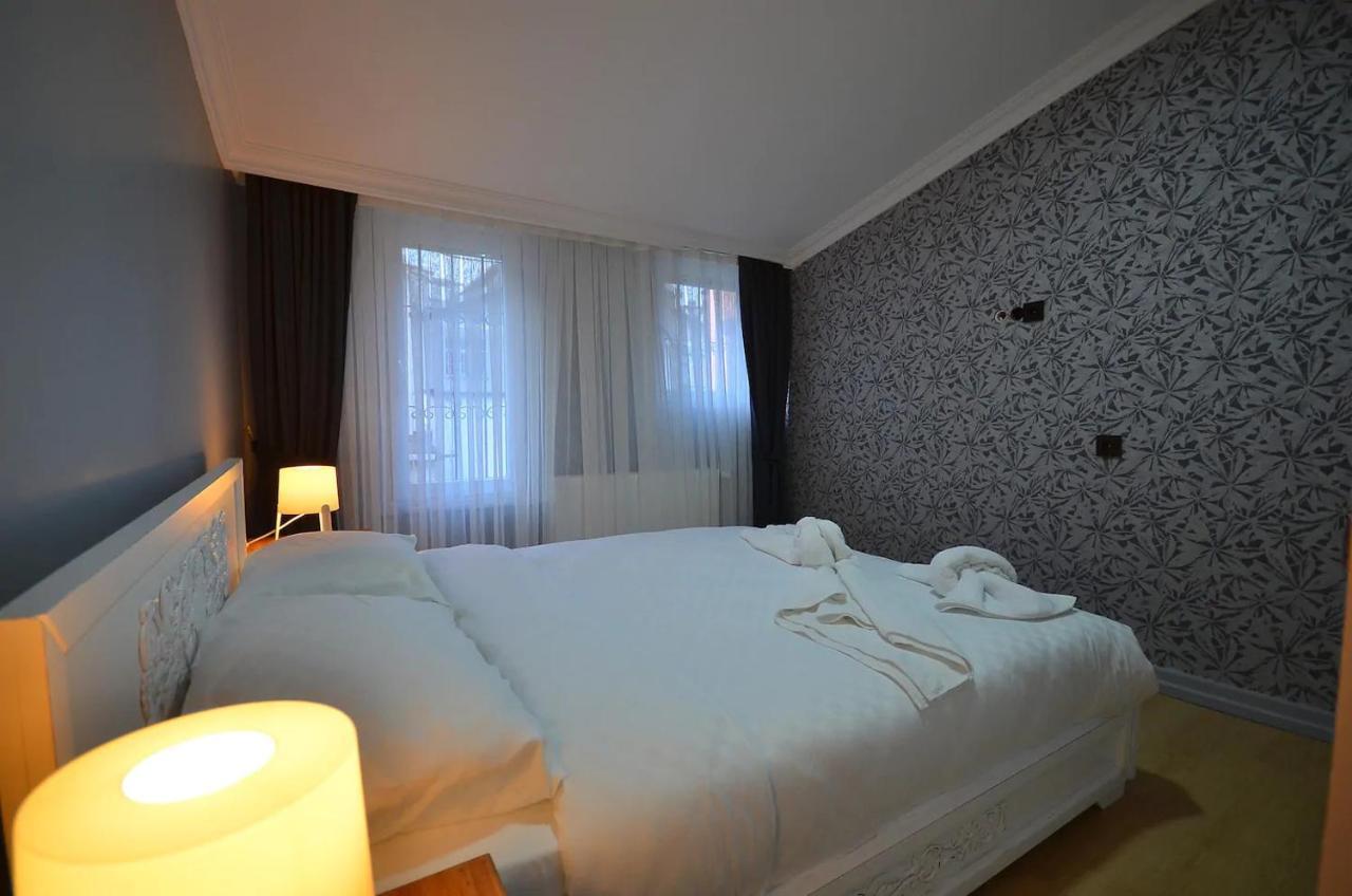 Downtown Two-Bedrom Apartment Тбилиси Екстериор снимка